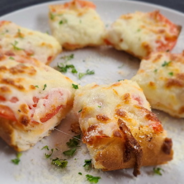 Kicked-up Tomato Bread