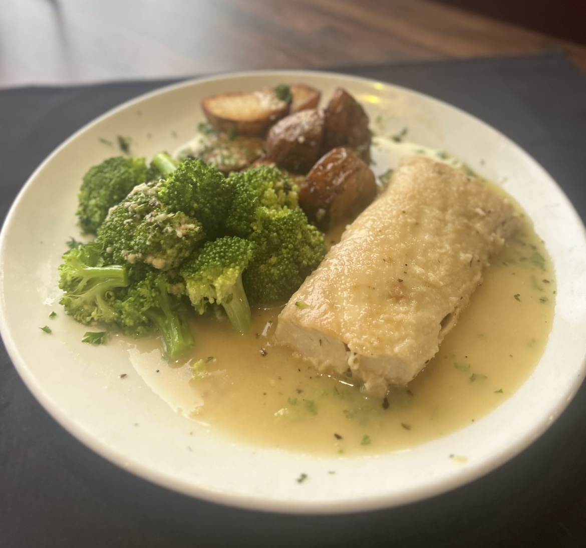 Fresh Catch – Mahi-Mahi Vesuvio